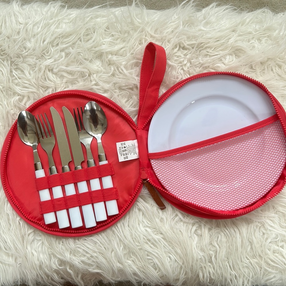 Picnic Set, NWOT
